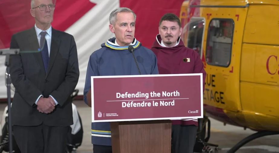 Mark Carney donne une conférence de oresse à Iqaluit. ( 18 mars 2025)