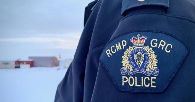 L'écusson d'un policier de la GRC au Nunavut.