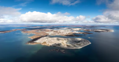 Une image aérienne de la mine Diavik.