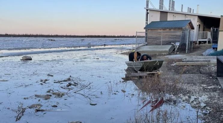 Une rivière qui a débordé.