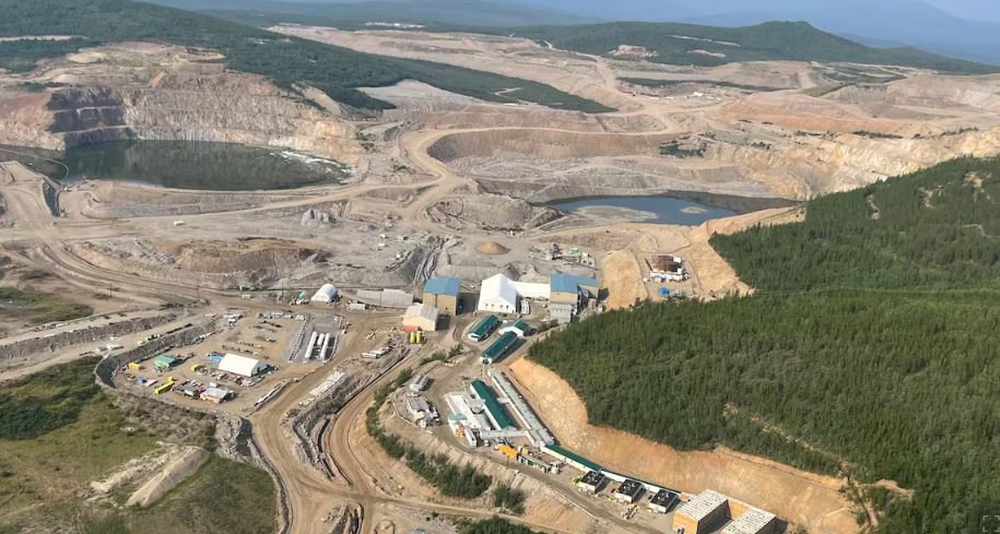 Vue aérienne du site de la mine Minto, en juillet 2023.