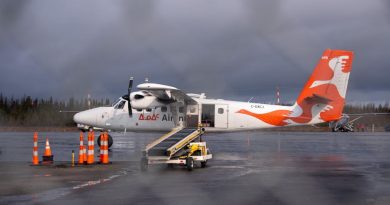 Un avion Twin Otter de la compagnie Air Inuit.