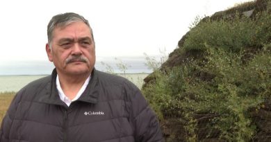 Un portrait de Darrel Nasogaluak.