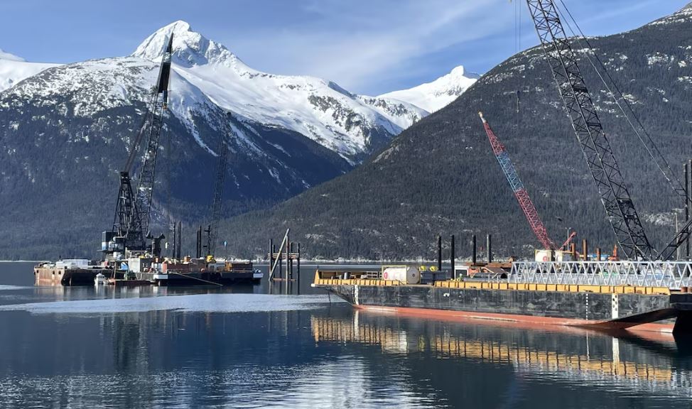 Un quai en Alaska.