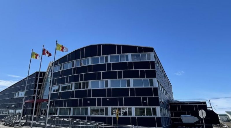 L'Assemblée législative du Nunavut.