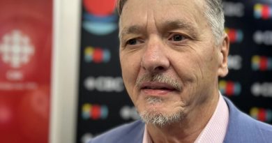 Le directeur général des élections au Yukon, Maxwell Harvey.