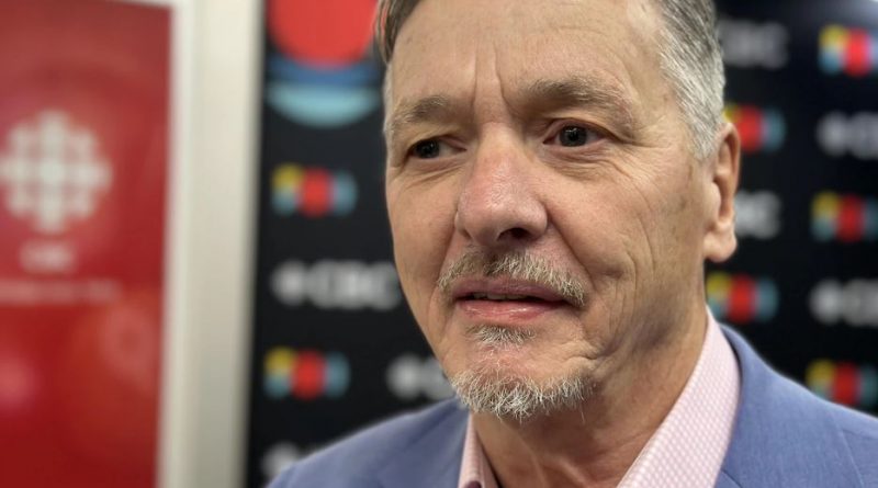 Le directeur général des élections au Yukon, Maxwell Harvey.