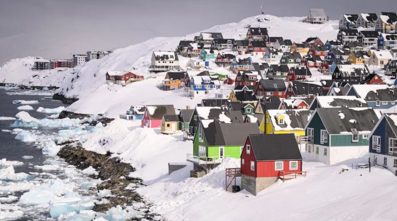 Des habitations traditionnelles groenlandaises à Nuuk, la capitale.