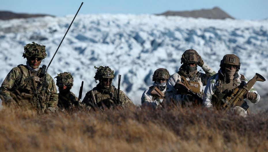 Des soldats au Groenland.