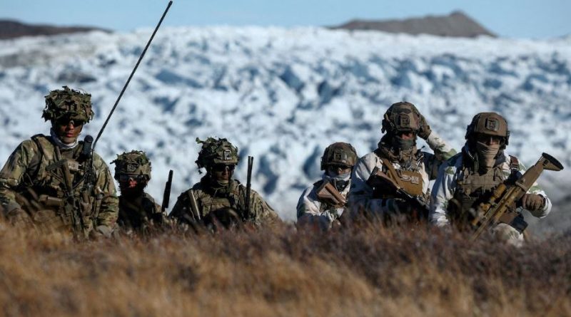 Des soldats au Groenland.