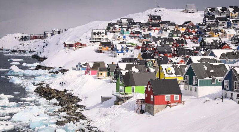 Des habitations traditionnelles groenlandaises à Nuuk, la capitale.