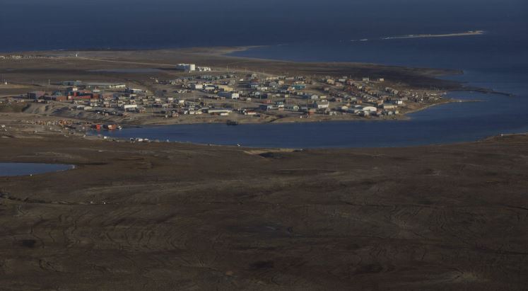 Vue aérienne de Gjoa Haven en 2017.