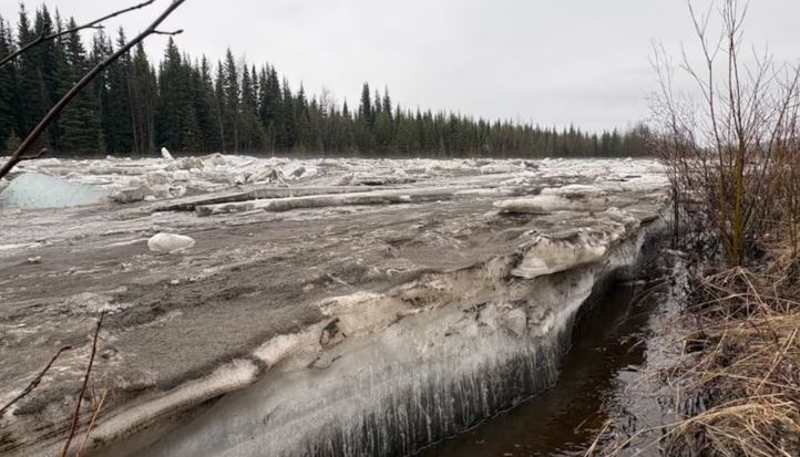 Un embâcle sur la rivière Klondike.