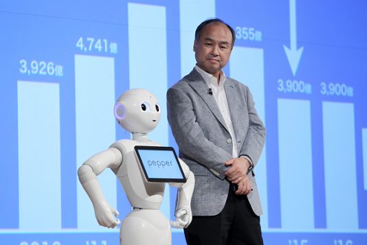 据说不爱扫地爱聊天的机器人Pepper / Junko Kimura-Matsumoto/Bloomberg via Getty Images