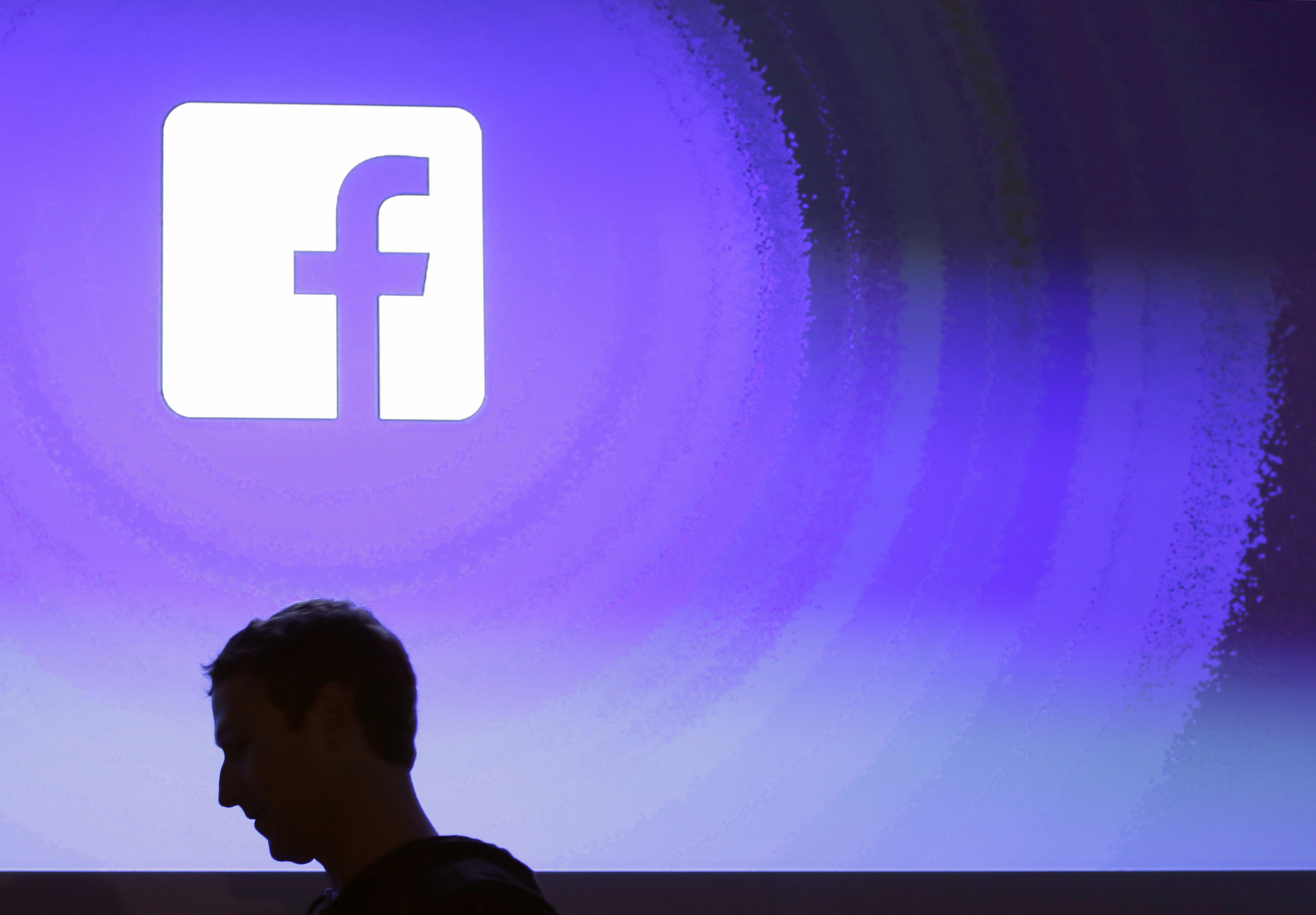 Facebook 7千页机密文件被公开。利用用户数据要挟伙伴，限制竞争