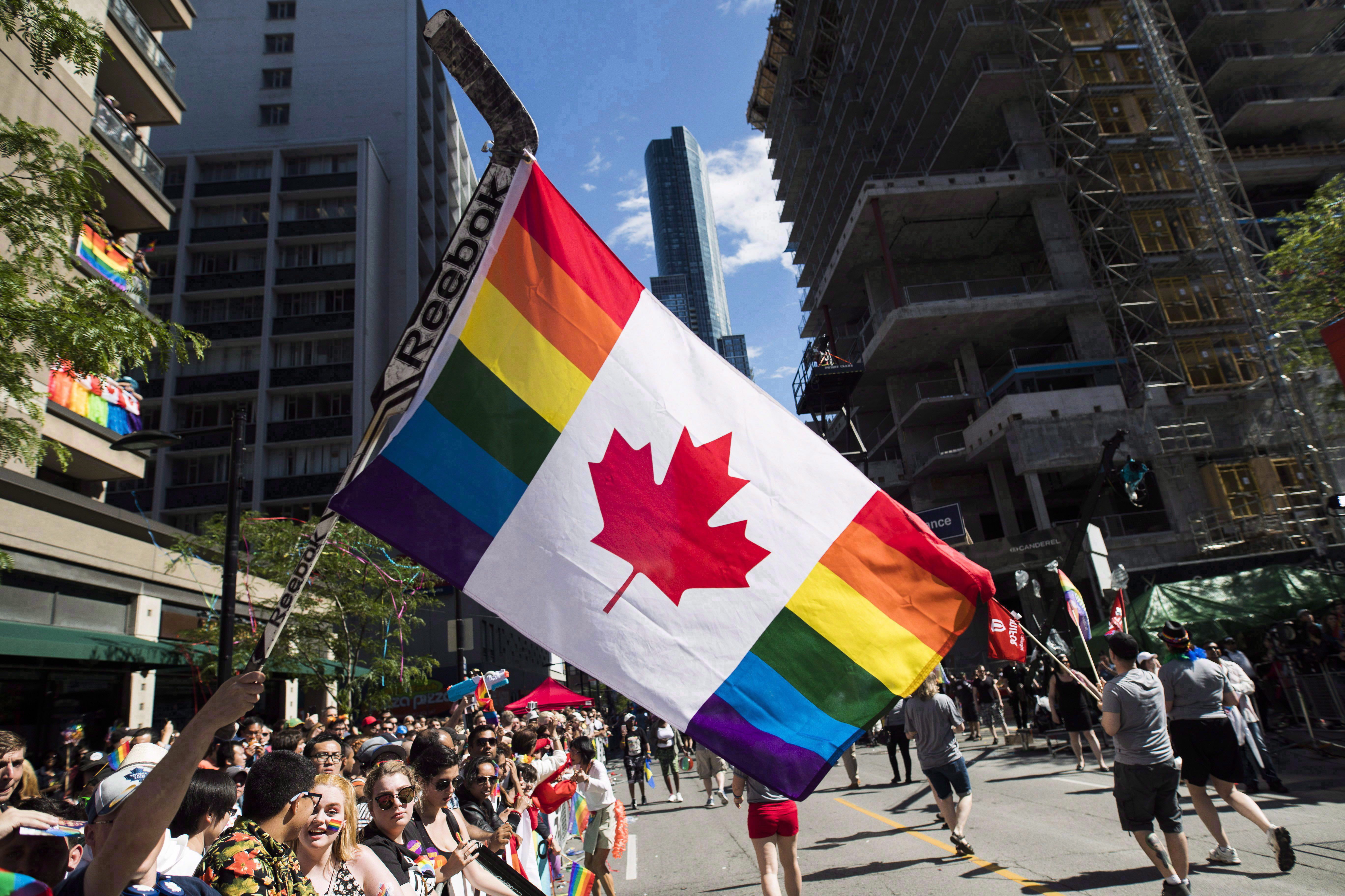 2017年，多伦多同性恋自豪大游行（CP)/Mark Blinch