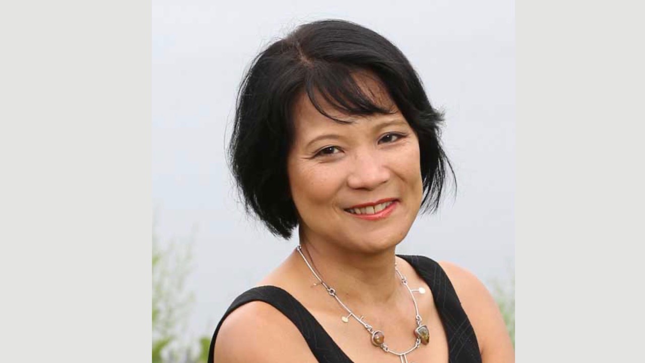 加拿大多位亚裔名人呼吁种族团结与对话  专访邹至蕙：关注秋季返校的华裔孩子们